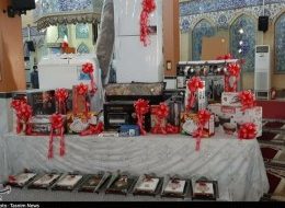 گزارش ویدیویی ماه خبر/برگزاری مراسم اهدای ۱۵سری جهیزیه به زوج های جوان شهرک طالقانی