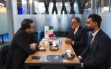 گفتگوی خبری مدیر فروش شرکت پتروشیمی غدیر در هفدهمین نمایشگاه بین المللی ایران پلاست