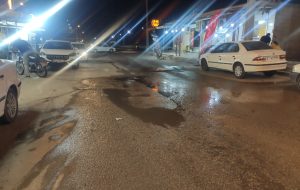 فاضلاب در کوی سعدی بندرماهشهر همچنان جاری است